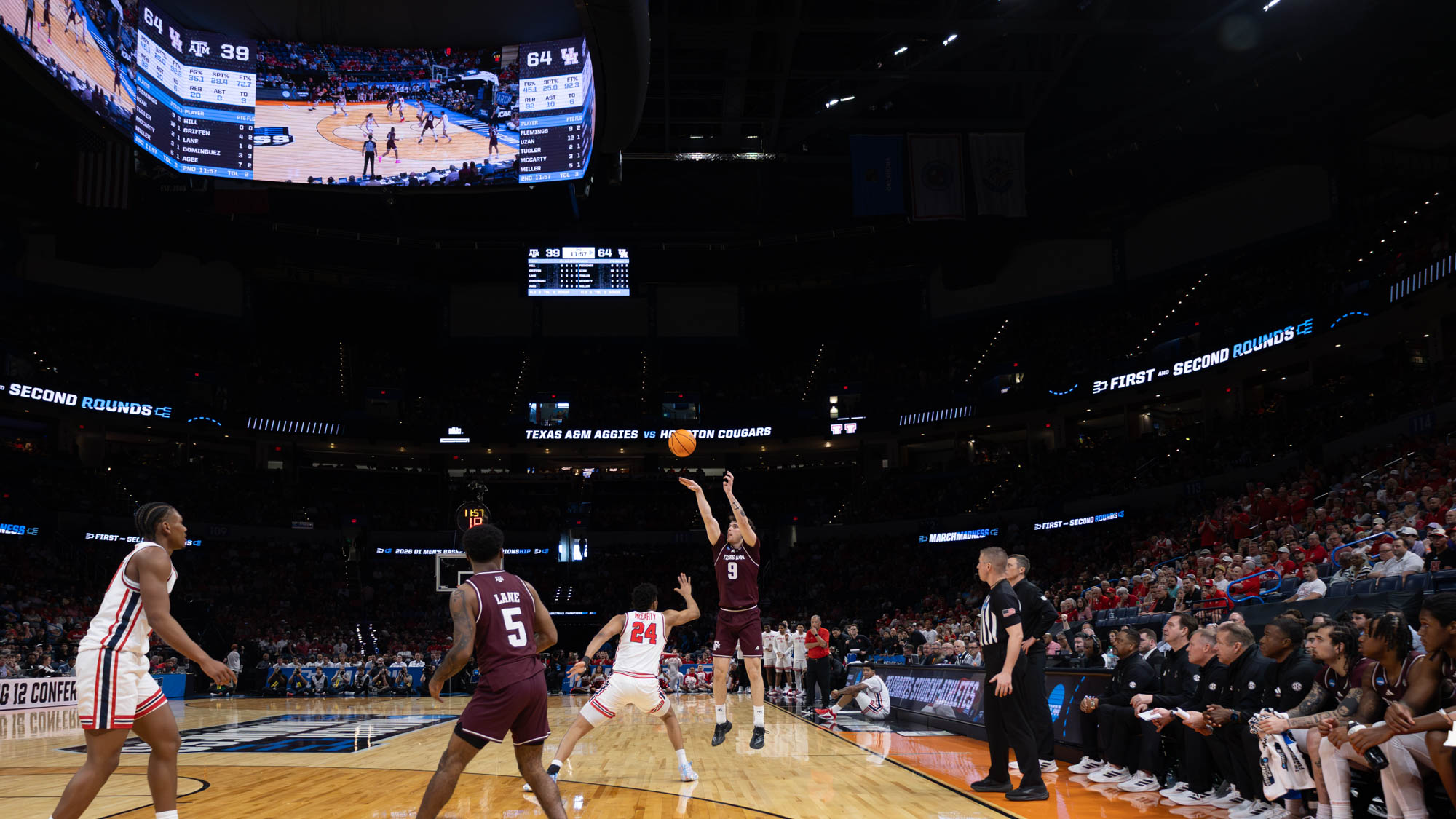 GALLERY: Men's Basketball vs. Houston