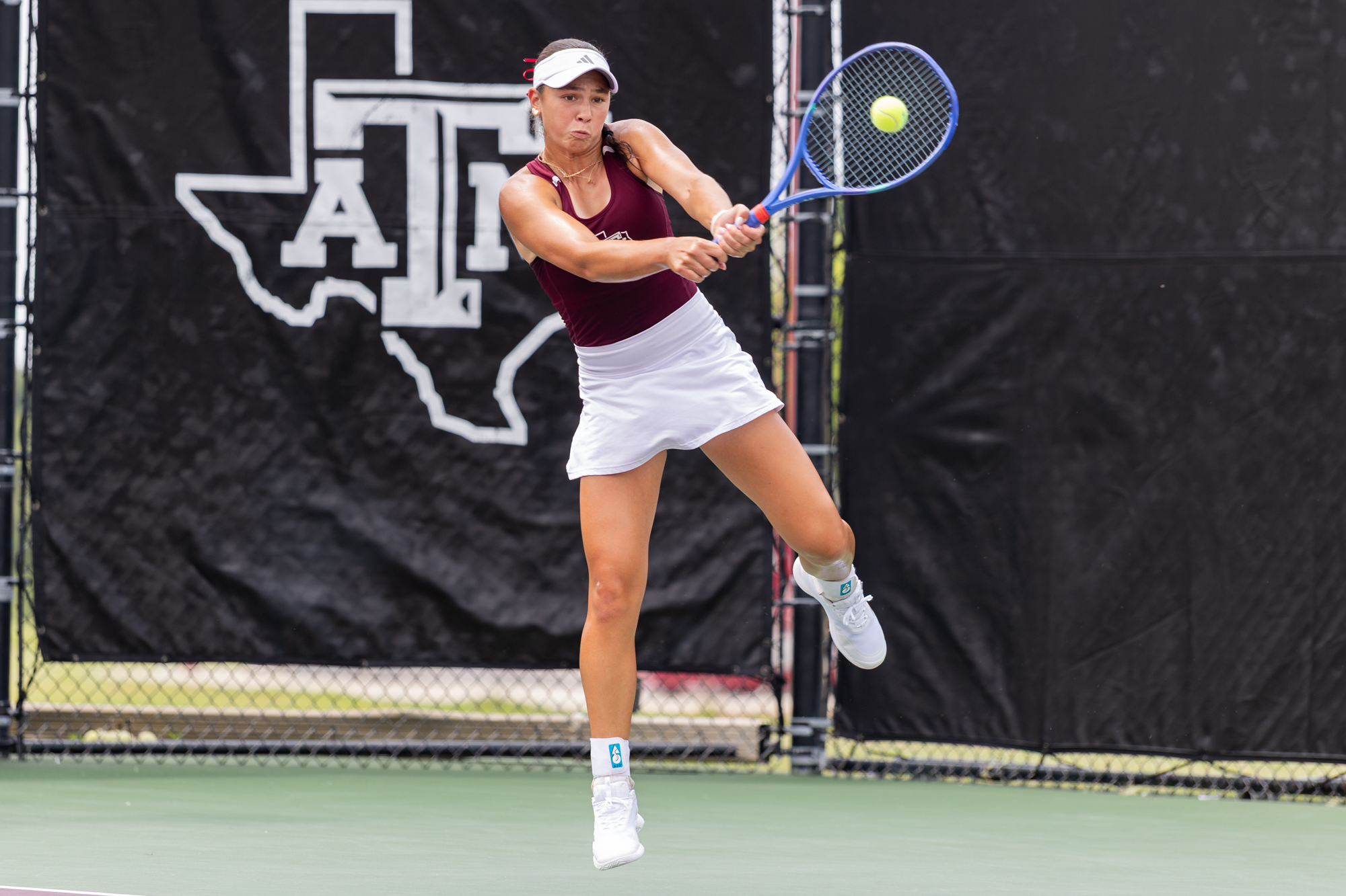 GALLERY: Women's Tennis vs. USC in the NCAA Super Regional Championship
